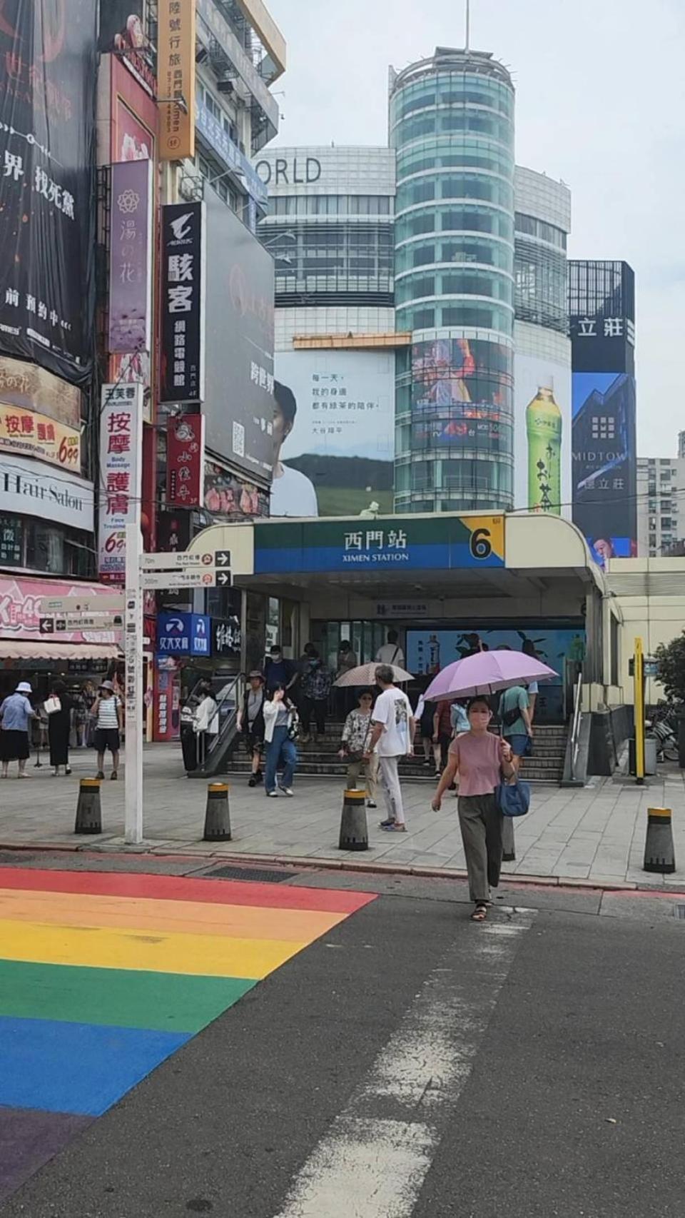 Meworld Hotel - Ximen Tchaj-pej Exteriér fotografie